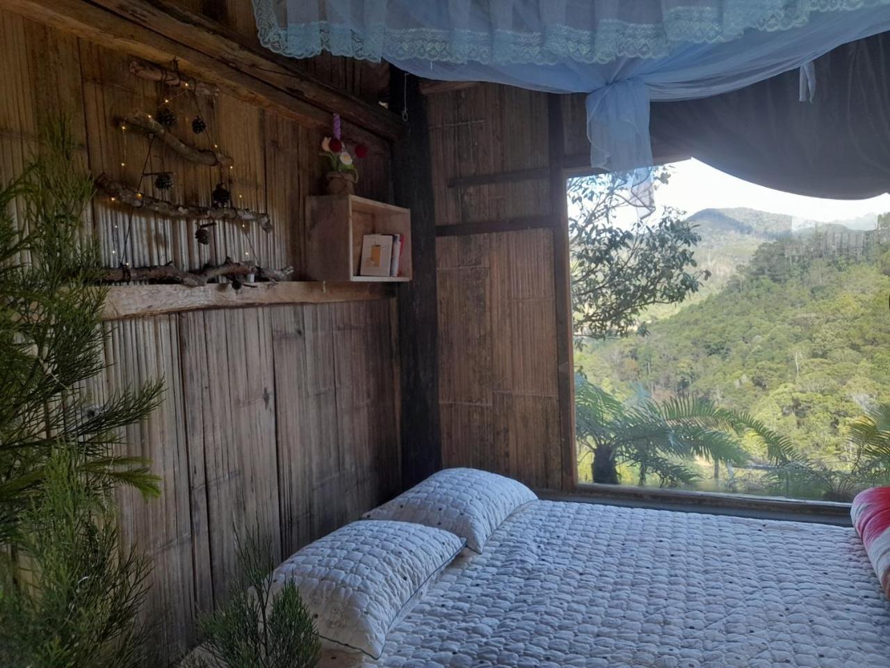 Homestay Niem T'Ri Mang Pen Kon Von Kla Zewnętrze zdjęcie
